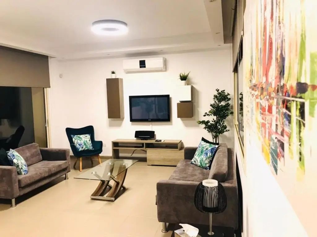 Перволия: Villa Mediterranea