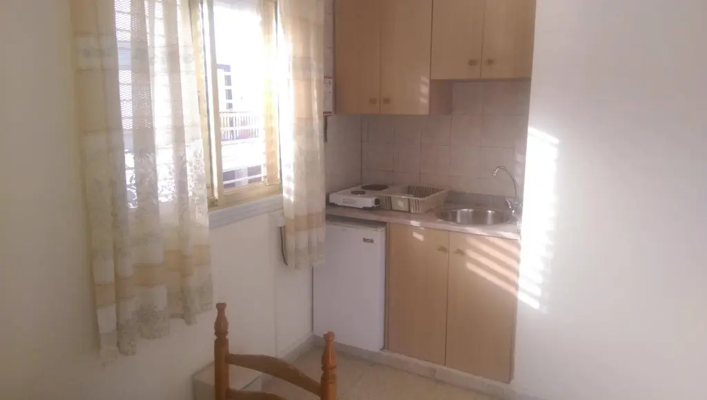 Айя-Напа: Barbara Apartments & Annex