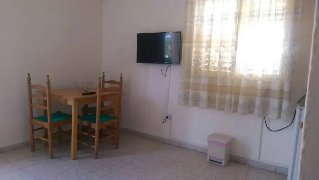 Айя-Напа: Barbara Apartments & Annex