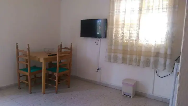 Айя-Напа: Barbara Apartments & Annex