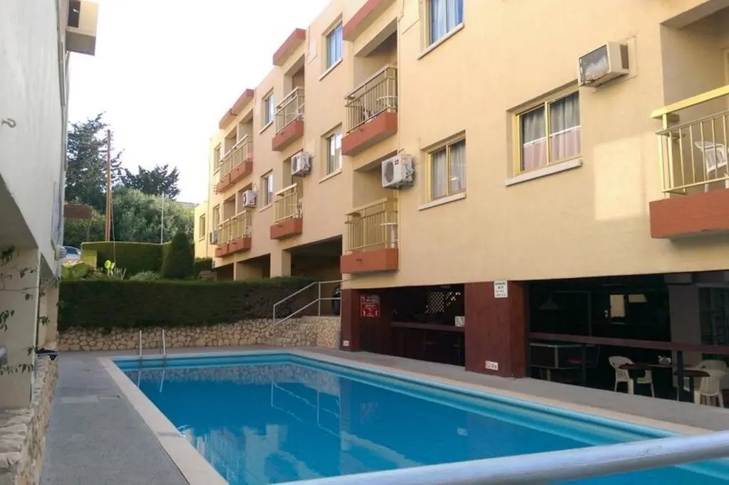 Айя-Напа: Barbara Apartments & Annex