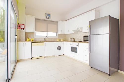 Протарас: Villa Lyda