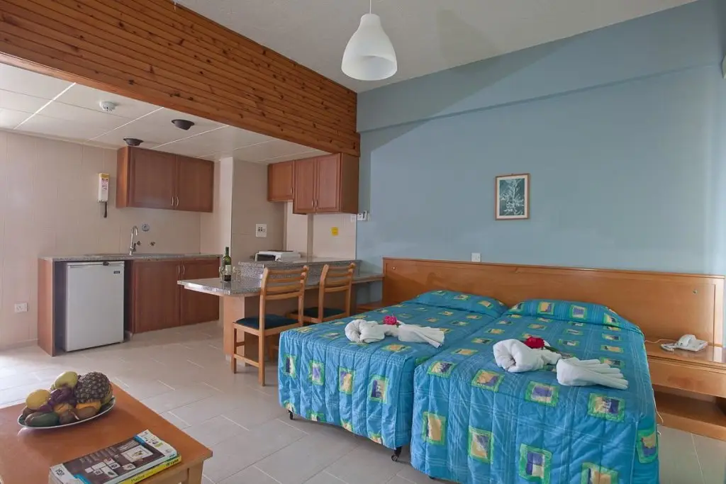 Хлорака: Helios Bay Hotel Apts & Villas