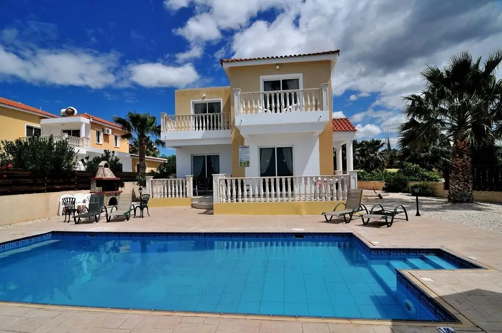 Пейя: Villa Estia