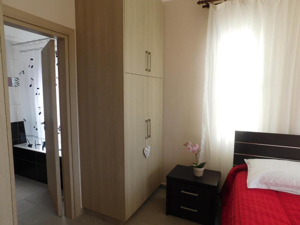Полис Хрисохус: Vicky's Apartment