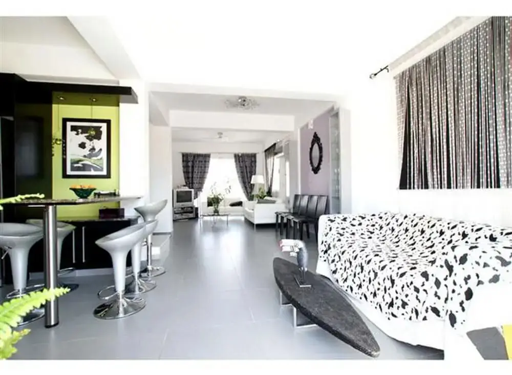 Протарас: Villa Dione