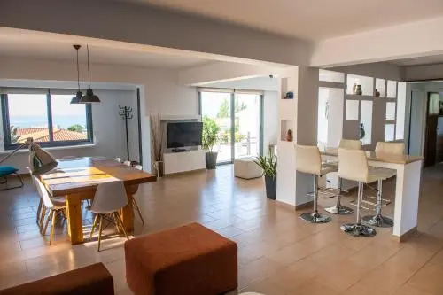 Киссонерга: Villa Infinite Blu