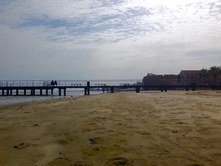 Ларнака: Ne'r Beach Calm Place