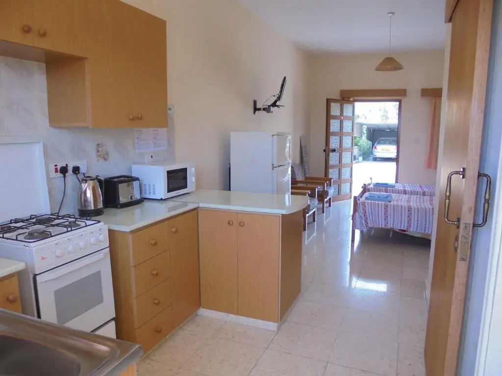 Пафос: Niki Court Holiday Apartments