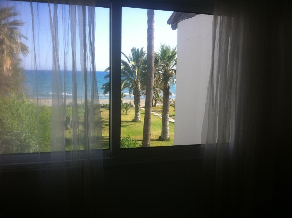Ларнака: Sandy Beach Apt 26