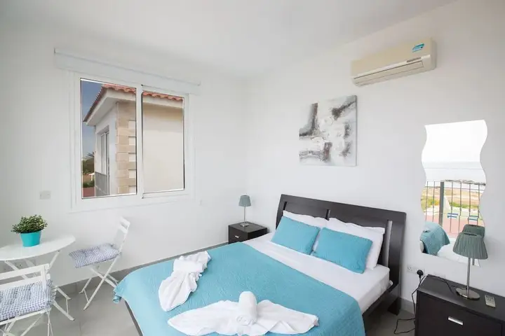 Айя-Напа: Sea front Villa Dagi (Gorgona Complex, Ayia Napa)