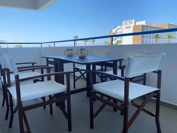 Протарас: Konnos Flat