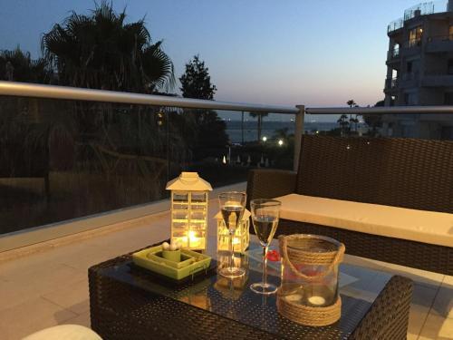 Гермасойя: River 201 On The Beach Apartment