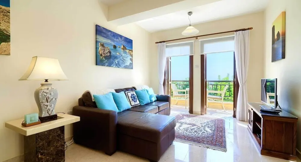 Куклия: Apartment A12 - Nesoi