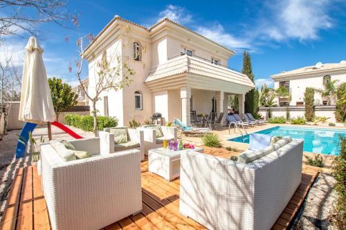 Паралимни: Villa Blue Water Bay 125