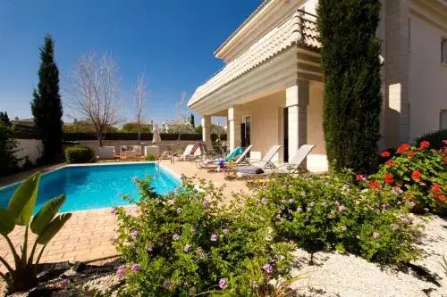 Паралимни: Villa Blue Water Bay 125