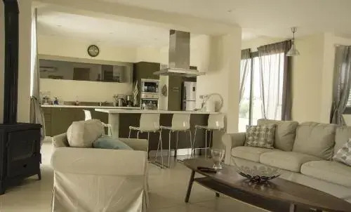 Куклия: Bellevue Villa