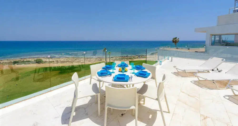 Протарас: Emerald villa