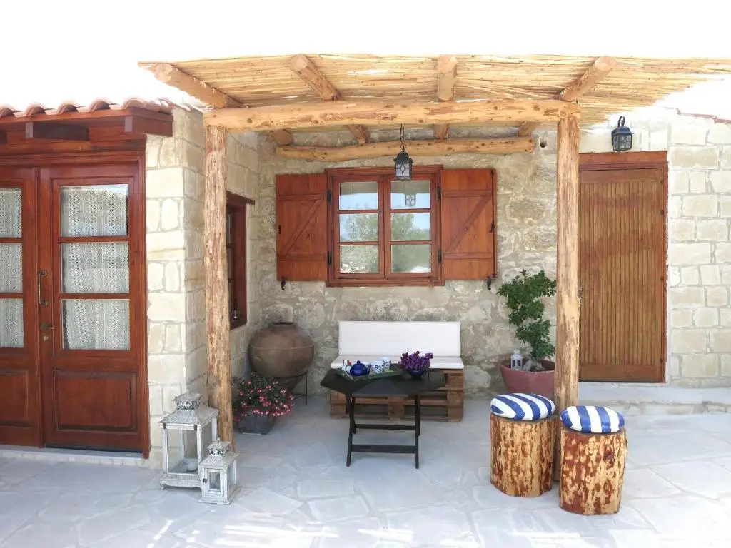 Нео Хорио: Simona Stone House
