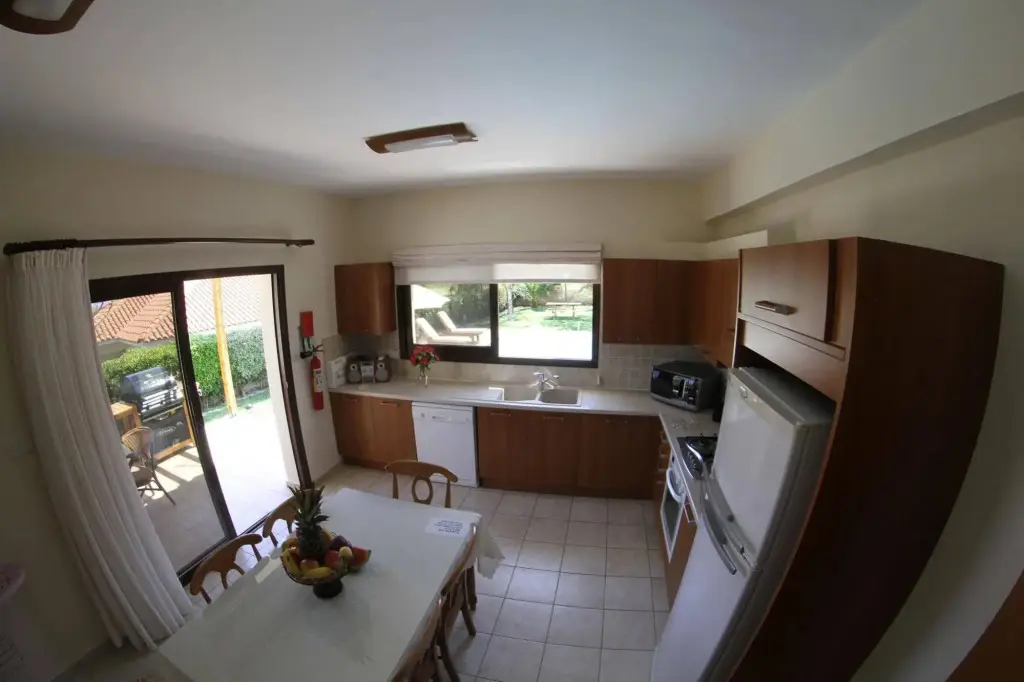 Писсури: Eve Pissouri Rozaki Villa