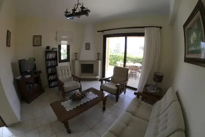 Писсури: Eve Pissouri Veriko Villa