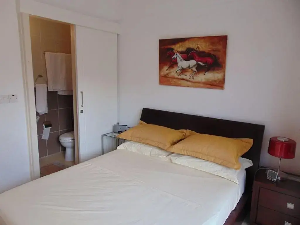 Пафос: Pafilia Garden Apartments