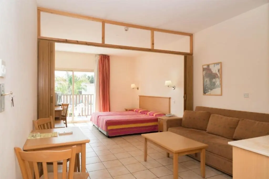 Айя-Напа: Tsokkos Holiday Hotel Apartments