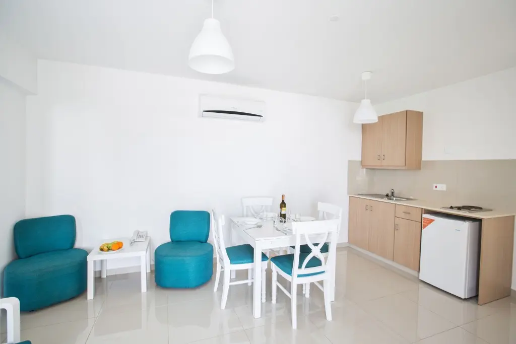 Айя-Напа: Tsokkos Holiday Hotel Apartments