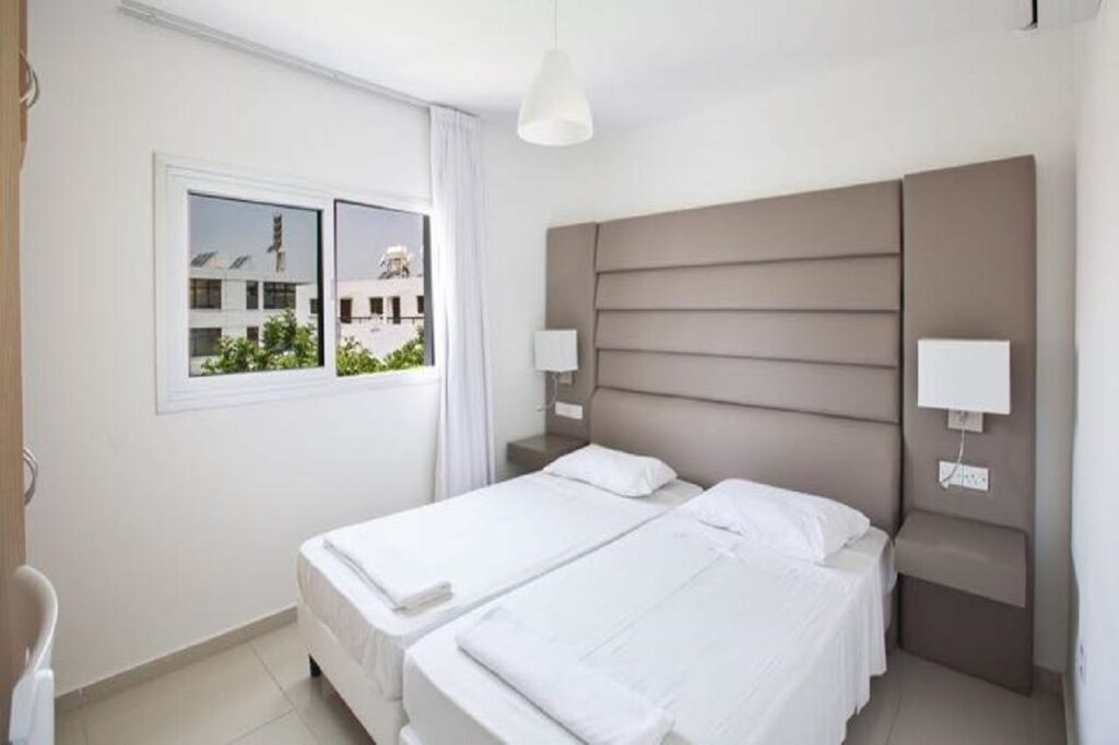 Айя-Напа: Tsokkos Holiday Hotel Apartments