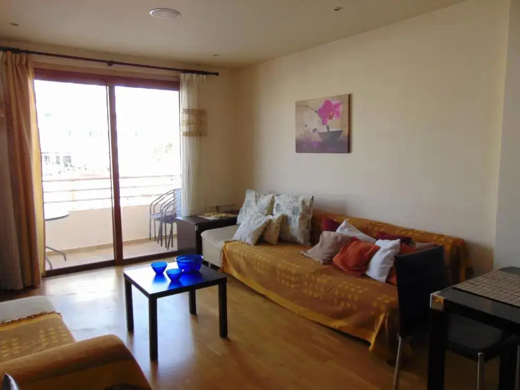 Ларнака: Ithaki Phinikoudes Apartments No. 106