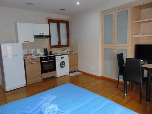 Ларнака: Ithaki Phinikoudes Apartment No. 207