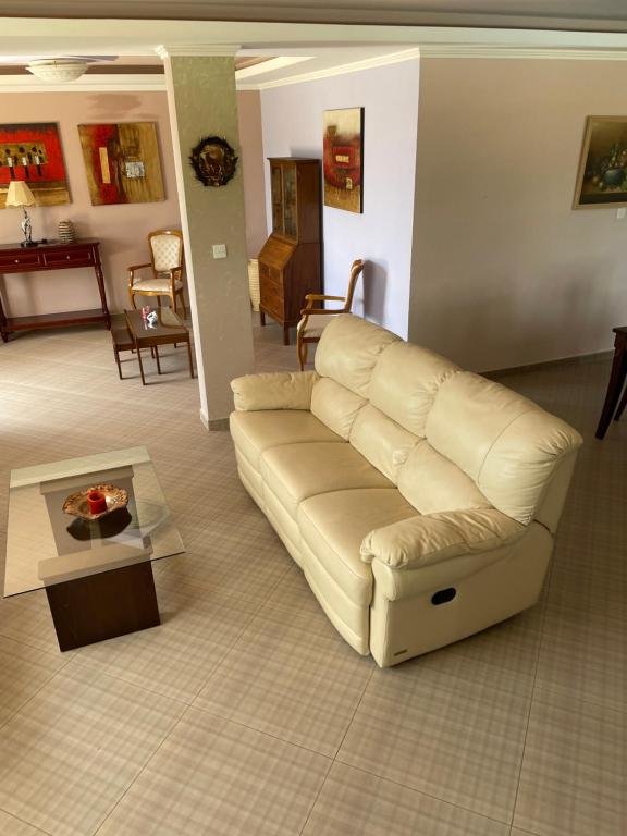 Какопетрия: Softades Cottage
