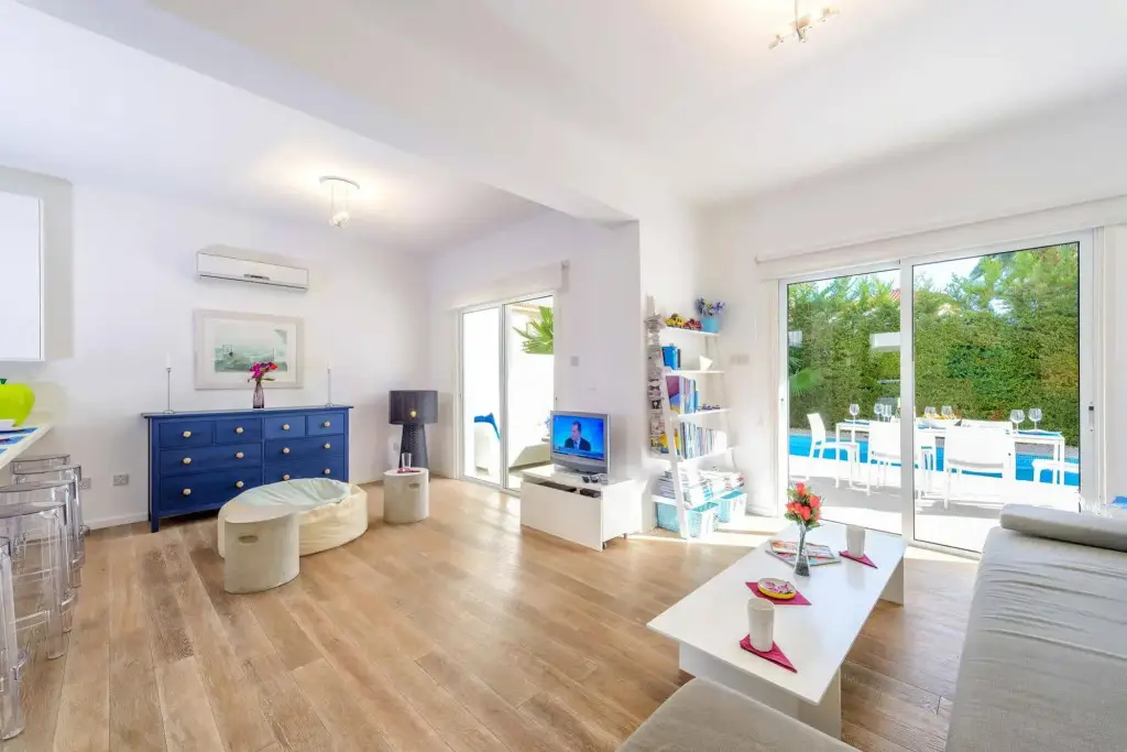 Протарас: Villa Atlantis