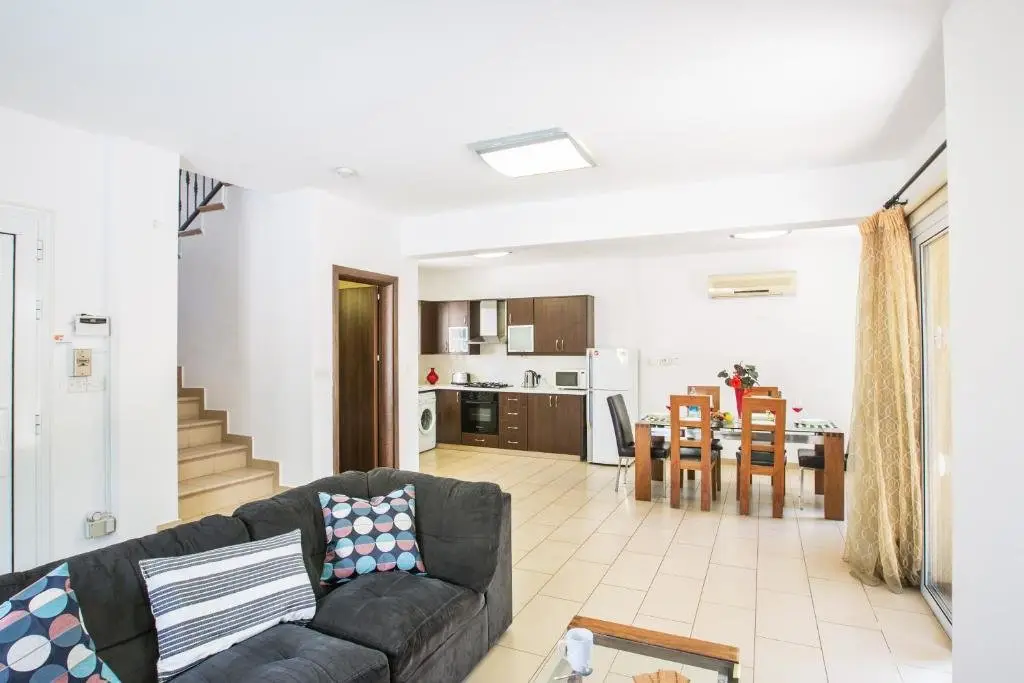 Протарас: Mylos Villa