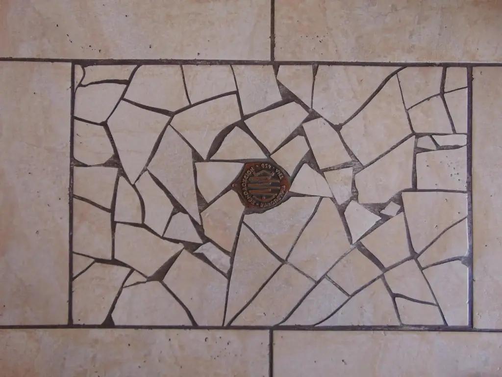 Какопетрия: Hellas Hotel