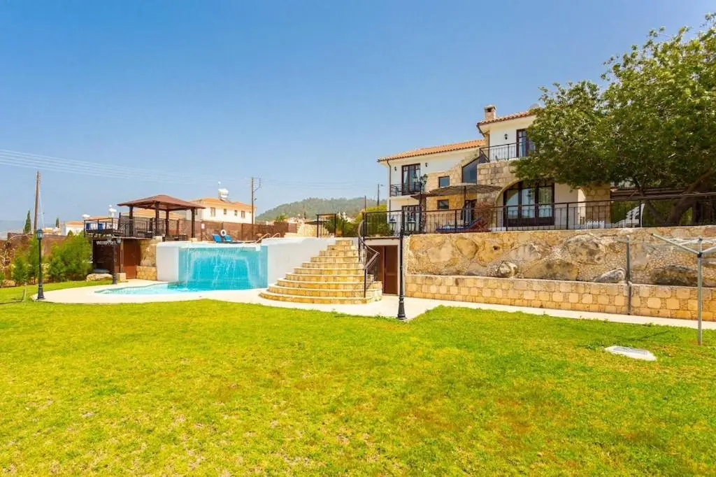 Аргака: Villa Minoas