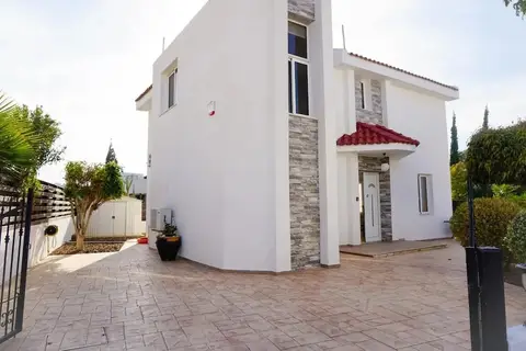 Villa Willow Mandali — фото 1