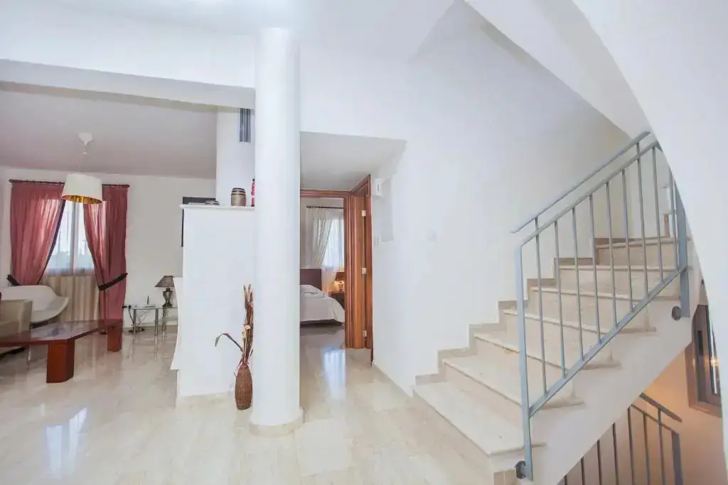 Полис Хрисохус: Villa Saraliana Sandy Beach Villas