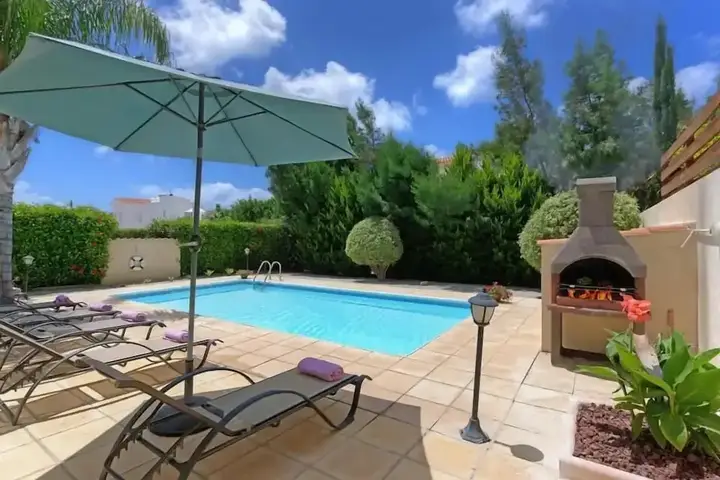 Пейя: Villa Matheus