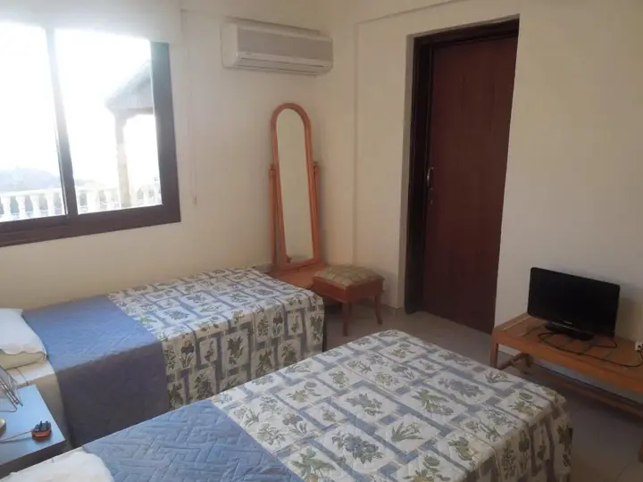 Пейя: Adonis Palace rooms and Bungalows