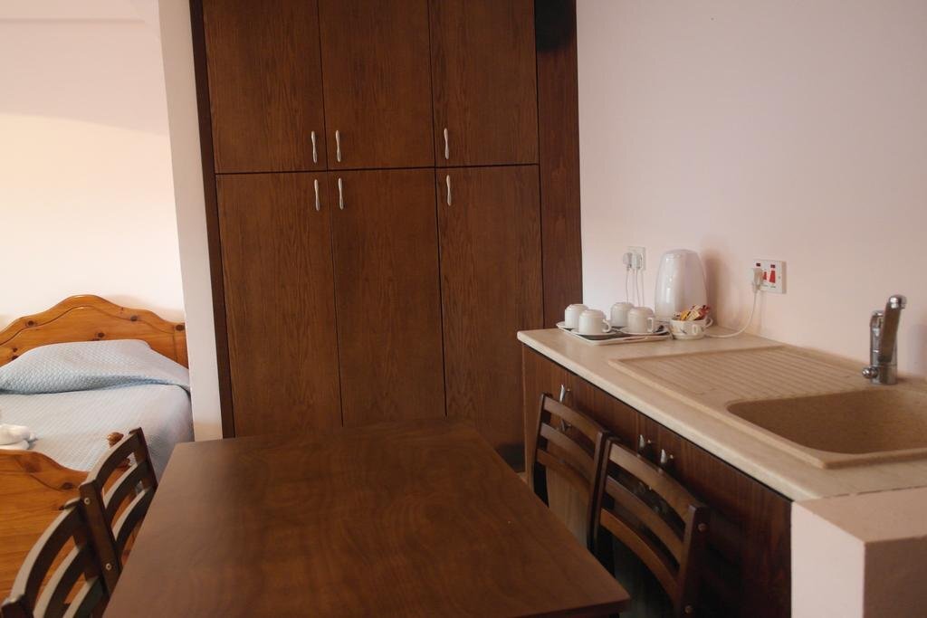 Пейя: Adonis Palace rooms and Bungalows
