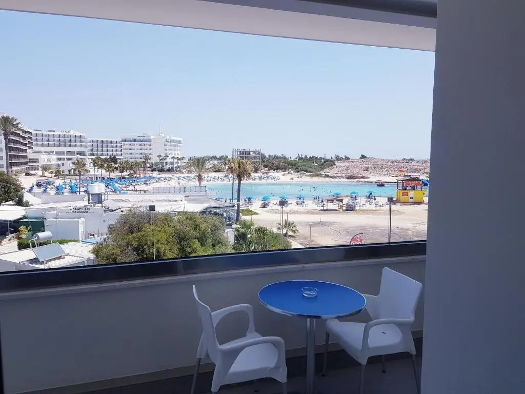 Айя-Напа: Christopher's Sandy Beach Suites