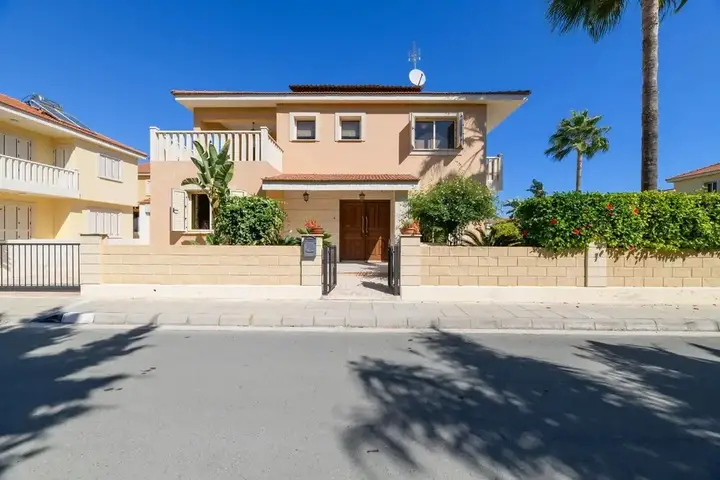 Масотос: Villa Larnaca