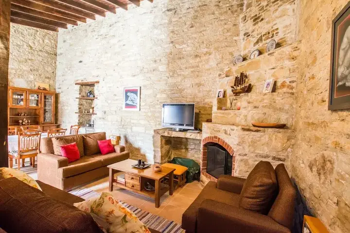 Какопетрия: Yorkis Silikou Village House