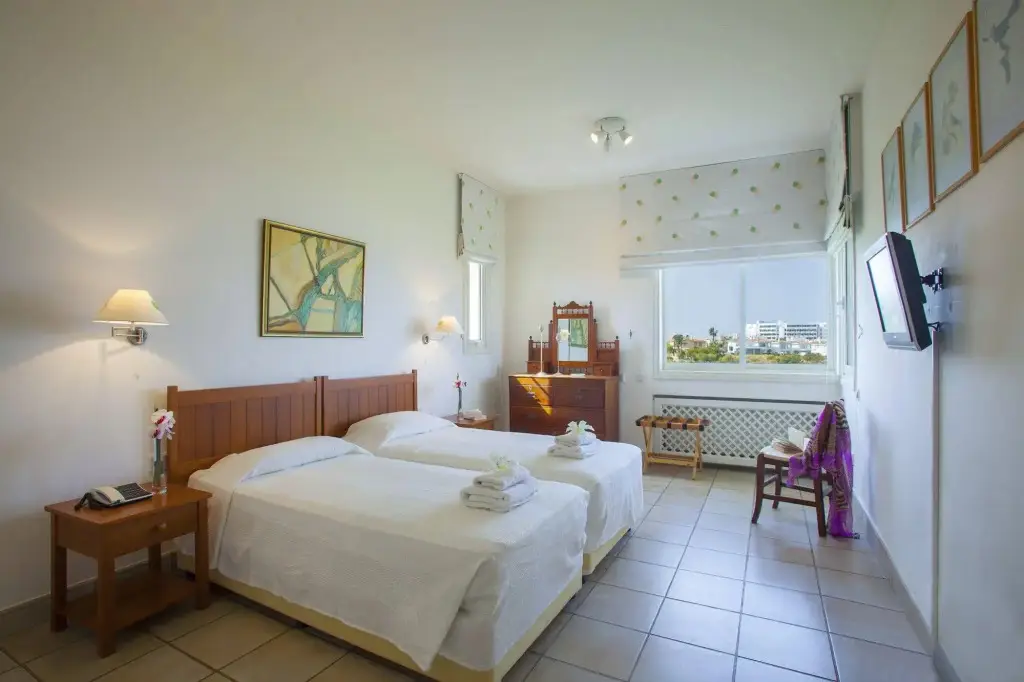 Протарас: Alia Seafront Suite