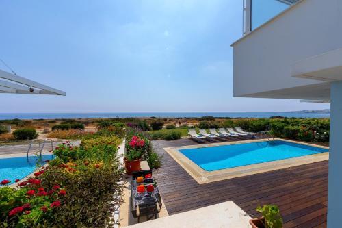 Протарас: Beachfront Villa Balsa