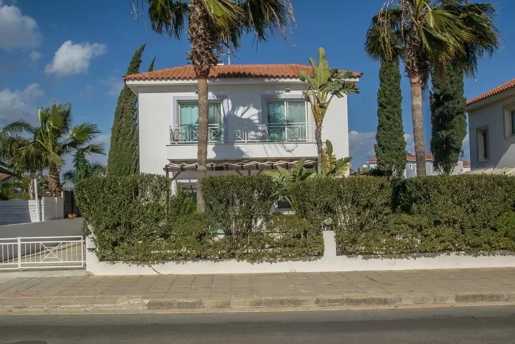 Айя-Напа: Yolanda Holiday Villa