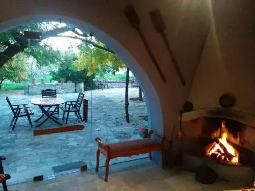 Като-Дрис: Garden Kamara House
