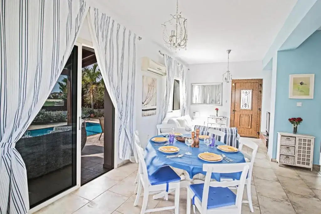 Sunny Coast Villa — фото 1