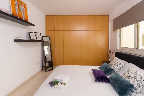 Ларнака: Elena Court Apt 401